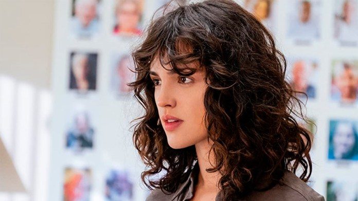 Eiza González interpreta a Fran / Foto: Netflix