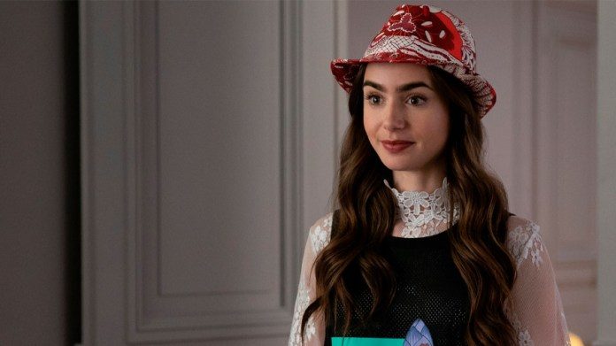 Lily Collins es la protagonista de la serie