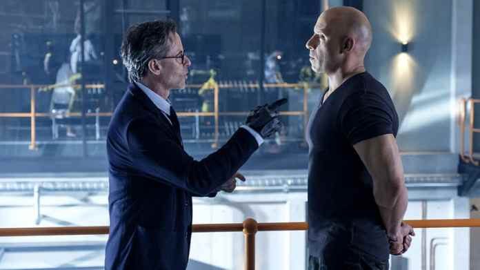 the-movie-adcula-bloodshot-is-dave-whilson's-directorial-debut-9128237