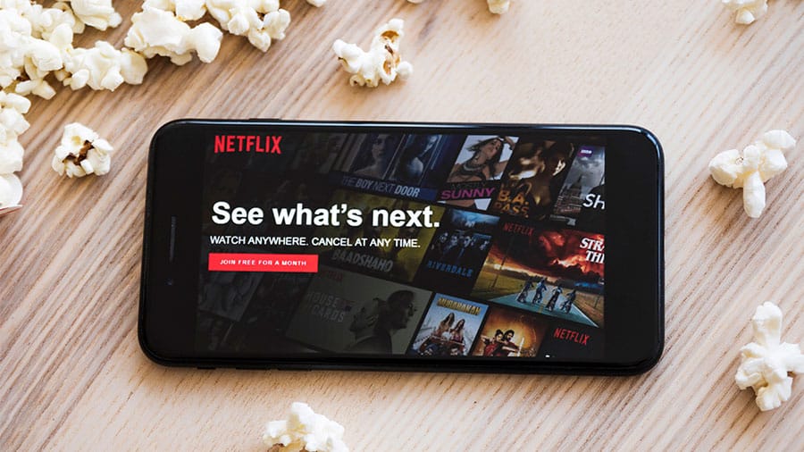 </noscript>¡Era hora!  Netflix complace a los usuarios con la función de descargar películas y series