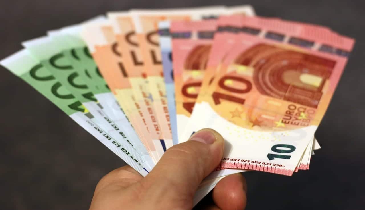 money-1005464_1280-6512257