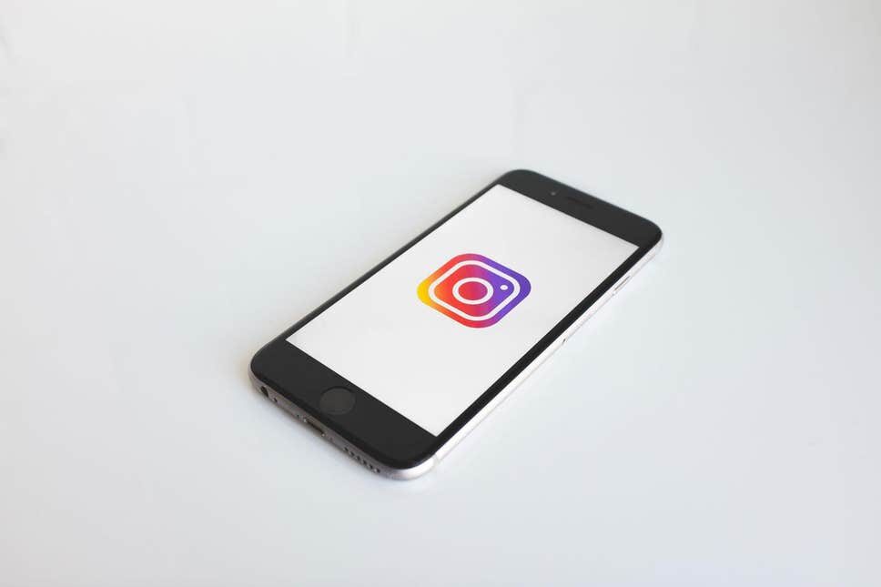 how-to-mass-delete-and-remove-all-likes-on-instagram-5893555